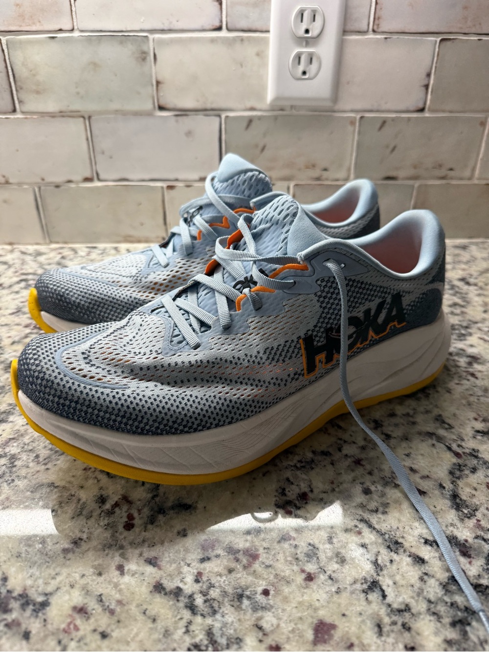 Hoka Rincon 4 - Picture 3 of 5